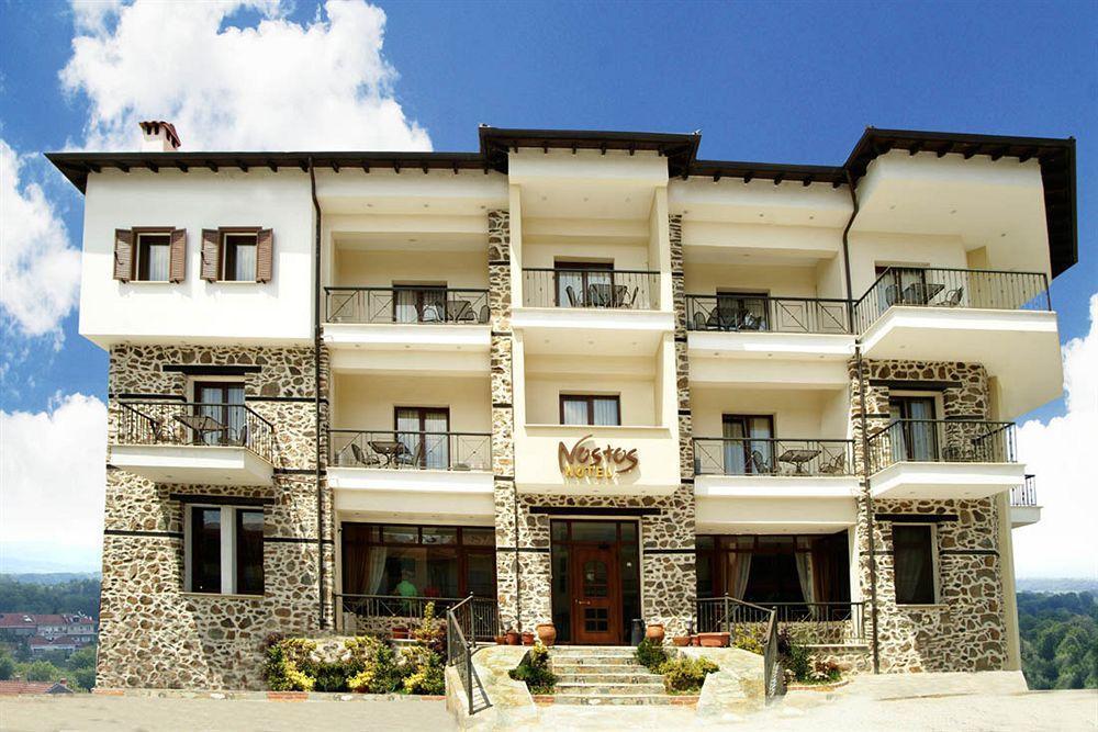 Nostos 3*